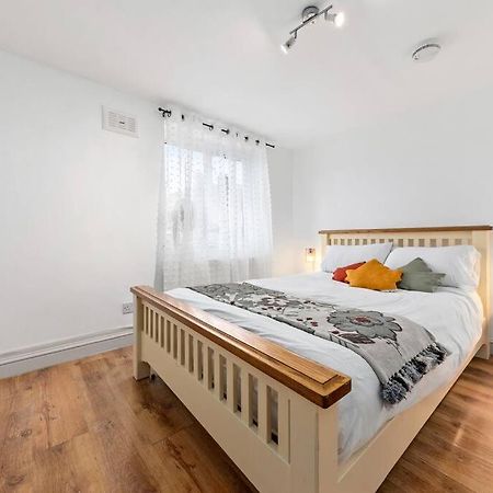 1Br Modern Flat On Edgware Rd Ed3 Apartment Londra Exterior foto